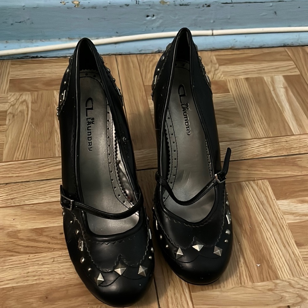 LAUNDRY- High heel mary janes with studs
